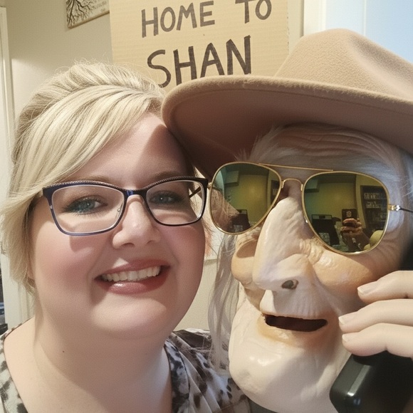 Like this to be notified when grandpa and gang is live 💨 - Picture 10 of 12